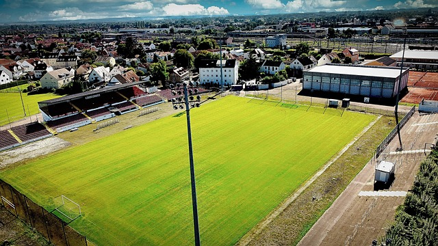 曾以横跨欧 曾以横跨欧